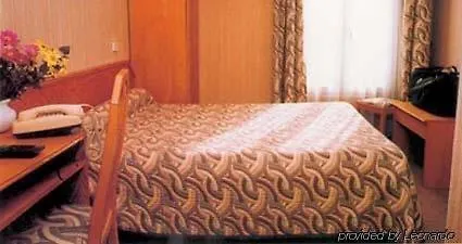 ***  Hotel Paris Gambetta Francia
