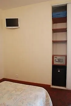 Hôtel Paris Gambetta 3*,